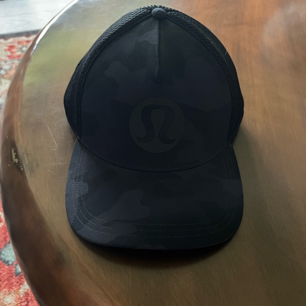 Lululemon Black Mesh Trucker Hat